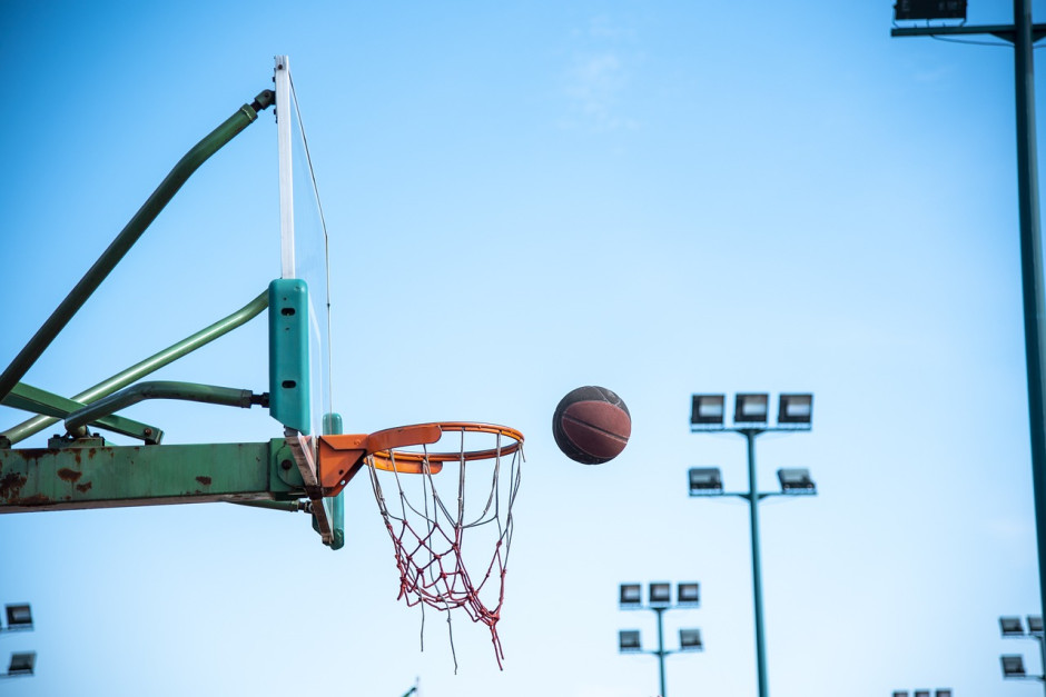 离开CBA？上海年度最佳外援洛夫顿代表绿军打夏联 再次冲NBA