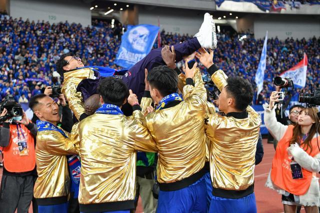 世界杯直播-马德兴：申花胜在战术成功 吴金贵为国产教练提气